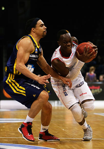 不断突破自 不断突破自