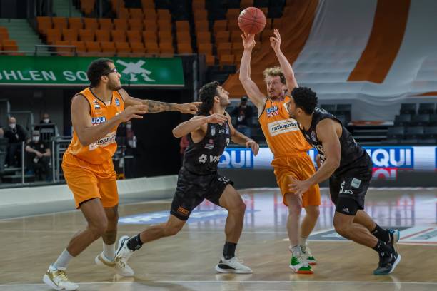 天价交易的 天价交易的